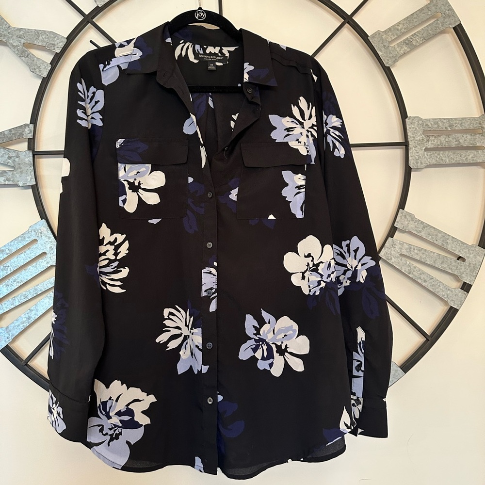 Banana Republic Floral Dillion Shirt (Good Condition)